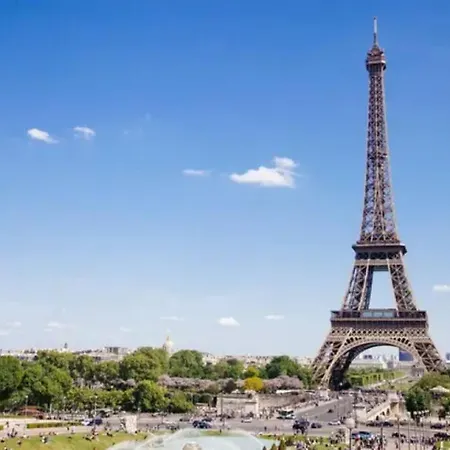 Beautiful Studio On The Most Prestigious Street Saint-Honore - Near Louvre, Amazing Location! Appartamento *